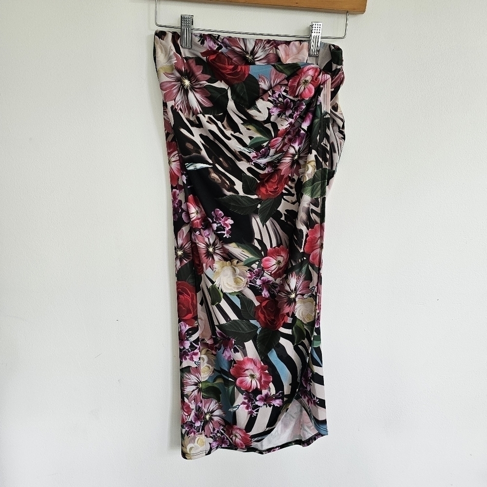 Venus Tropical Floral Sarong Skirt - Picture 6 of 9